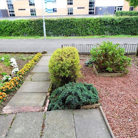Black Cart House Johnstone Exterior foto